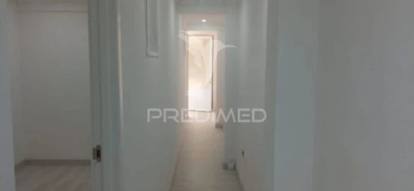 Apartamento para Venda em Corroios