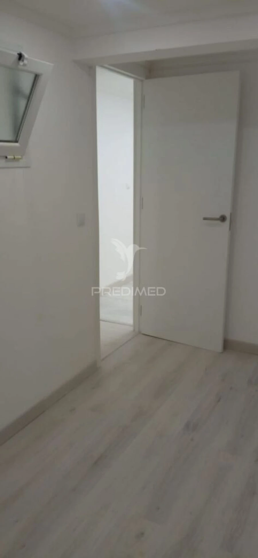 Apartamento para Venda em Corroios Foto 8