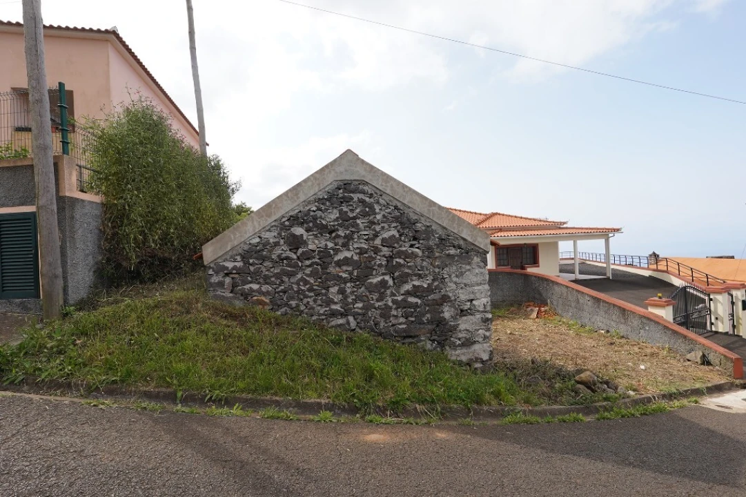 Terreno para Venda em Prazeres Foto 2