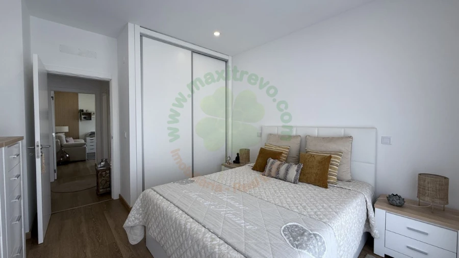 Moradia T4 para Venda em Fernao Ferro Foto 22