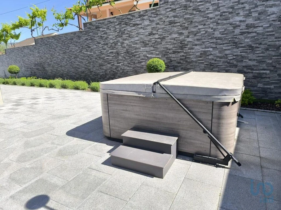 Moradia T6 para Venda em Santa Maria Maior Foto 6