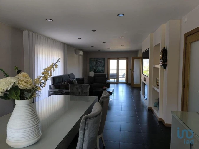 Moradia T6 para Venda em Santa Maria Maior Foto 12