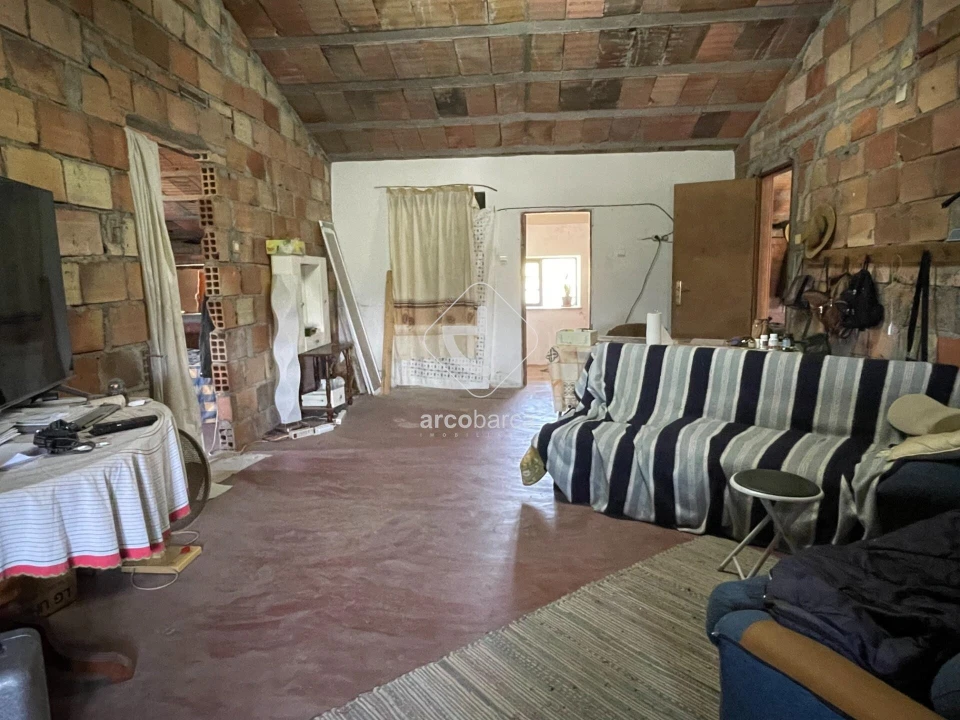 Armazém para Venda em Romarigães Foto 19