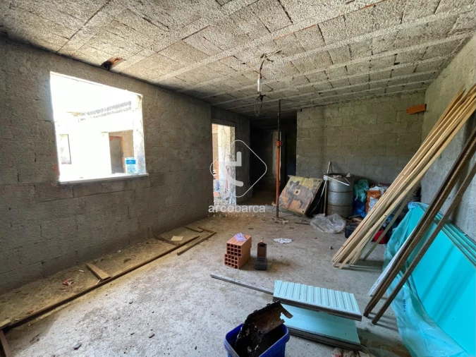 Armazém para Venda em Romarigães Foto 29