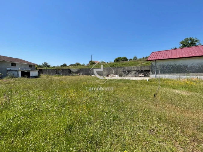 Armazém para Venda em Romarigães Foto 4