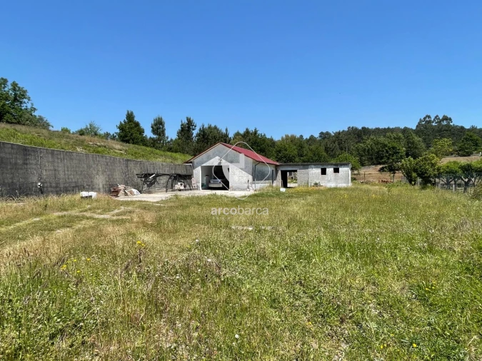 Armazém para Venda em Romarigães Foto 25
