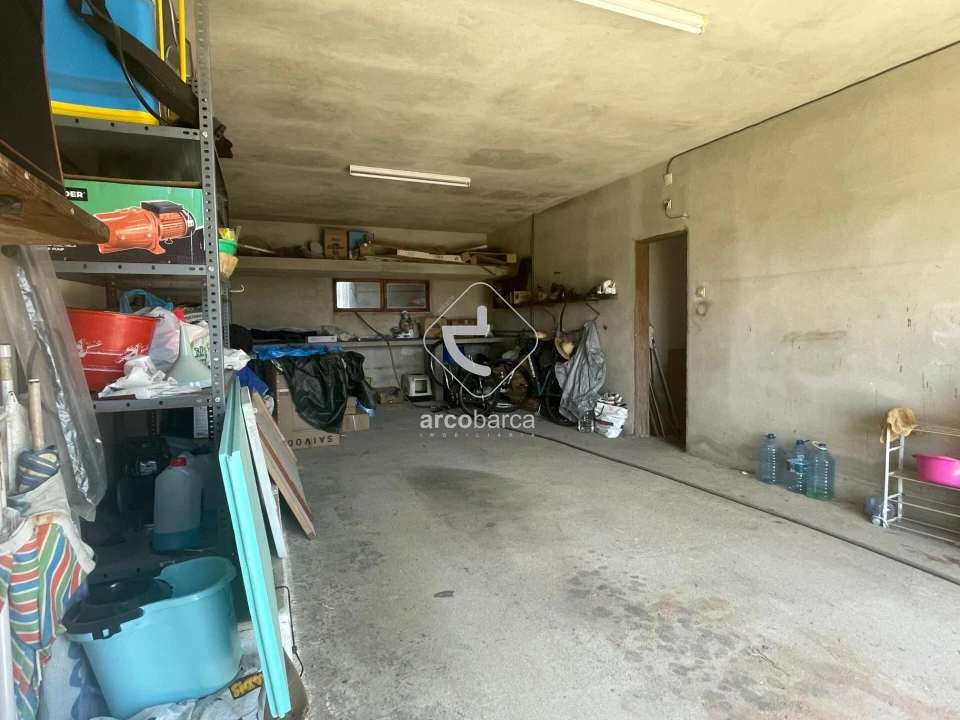 Armazém para Venda em Romarigães Foto 14