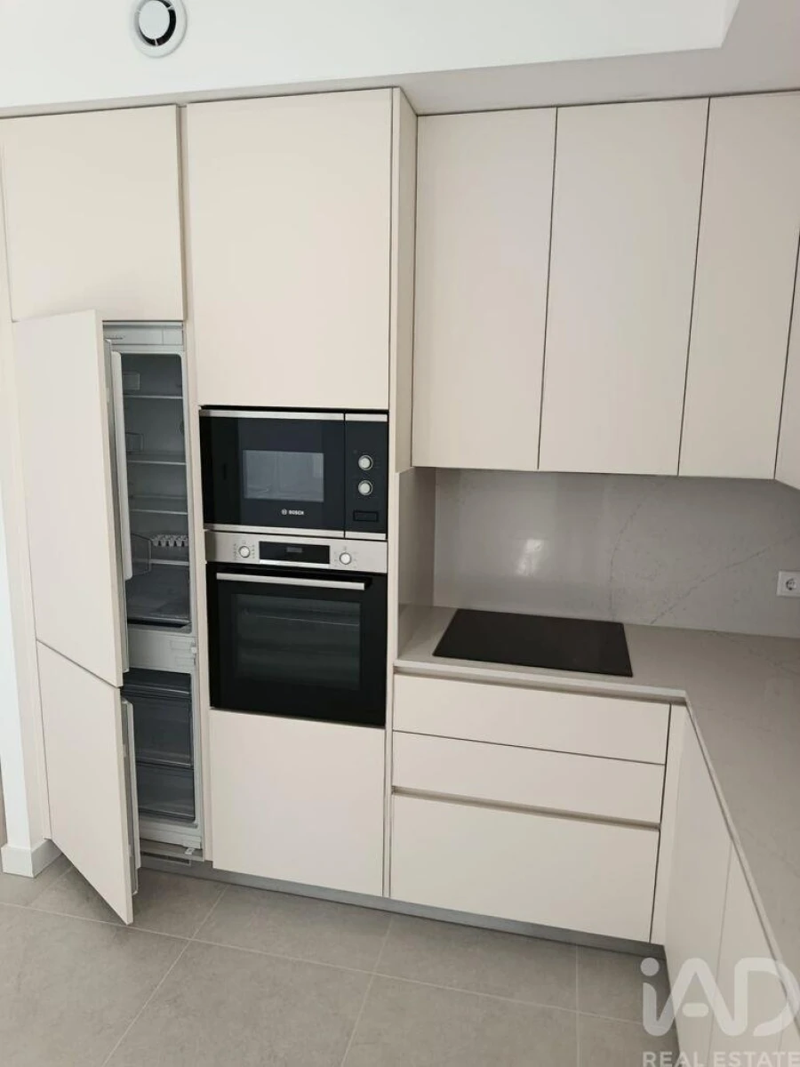 Apartamento T1 para Venda em Nazare Foto 13
