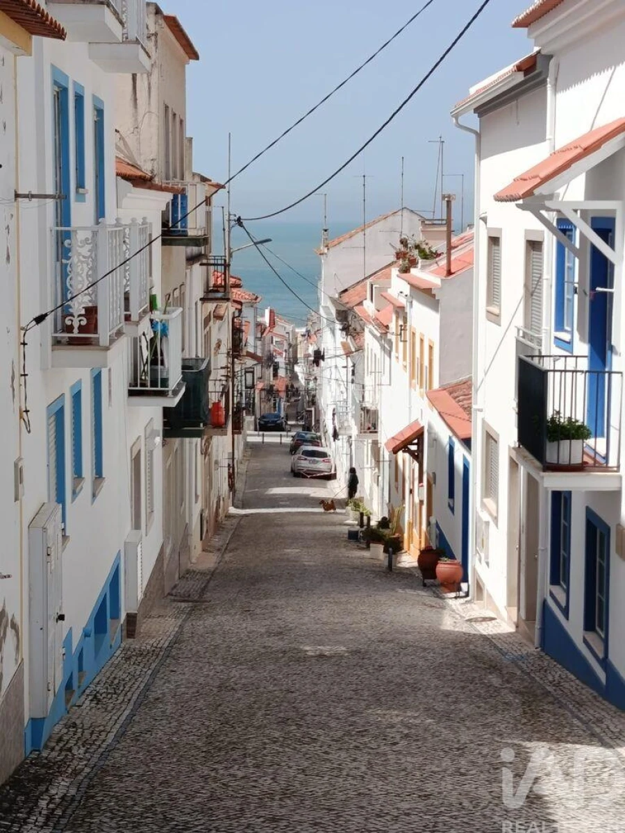 Apartamento T1 para Venda em Nazare Foto 26