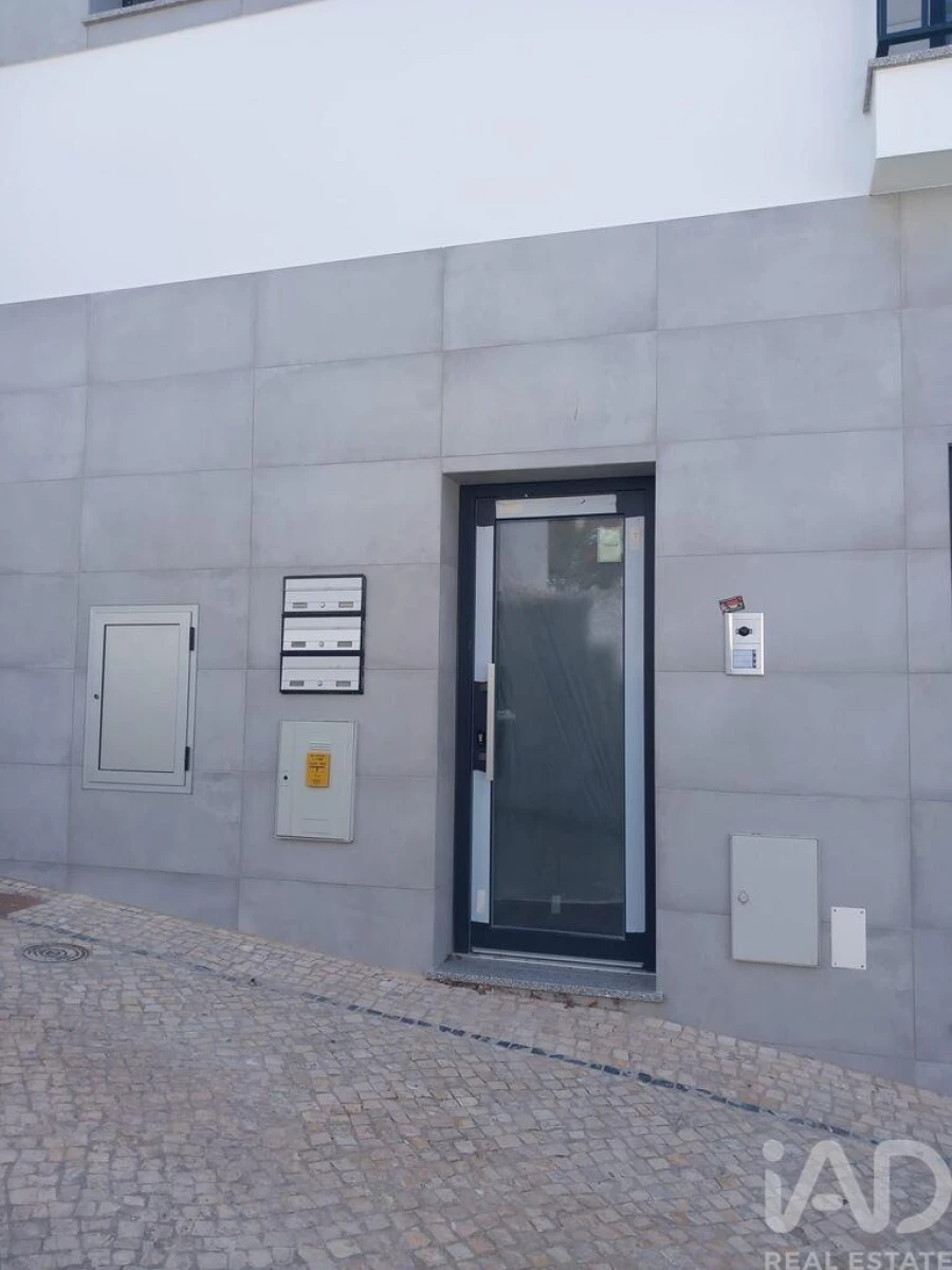 Apartamento T1 para Venda em Nazare Foto 4