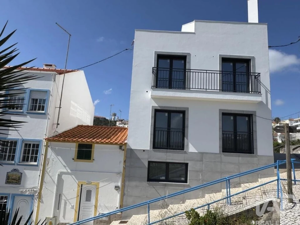 Apartamento T1 para Venda em Nazare Foto 1