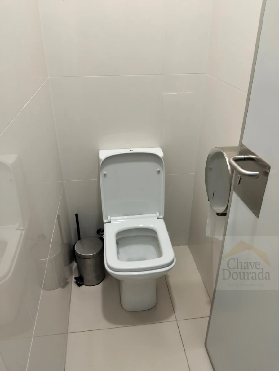 Negócio para Cedência de Quotas em Santo Antonio dos Olivais Foto 8