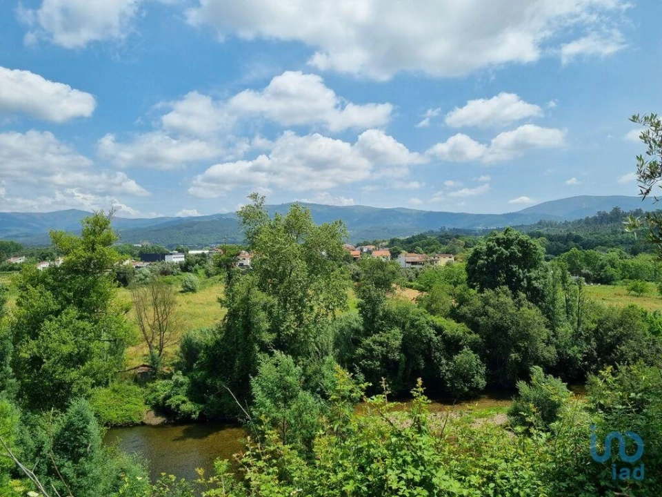 Terreno para Venda em Sarzedo Foto 2