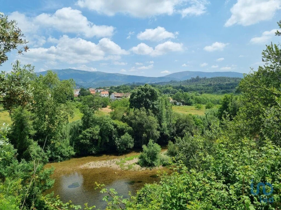 Terreno para Venda em Sarzedo Foto 1