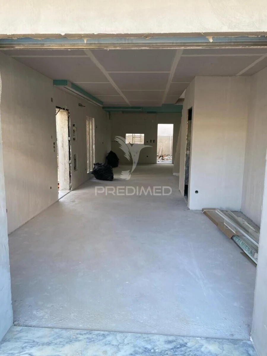 Moradia T2 para Venda em Fernao Ferro Foto 4