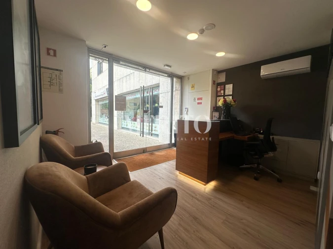 Loja para Trespasse em Ramalde Foto 4