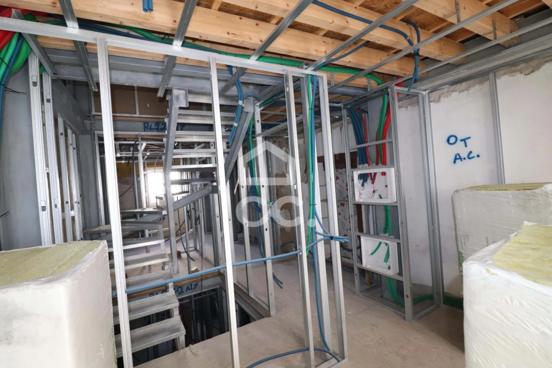 Prédio para Venda em Sé Nova, Santa Cruz, Almedina e São Bartolomeu Foto 5