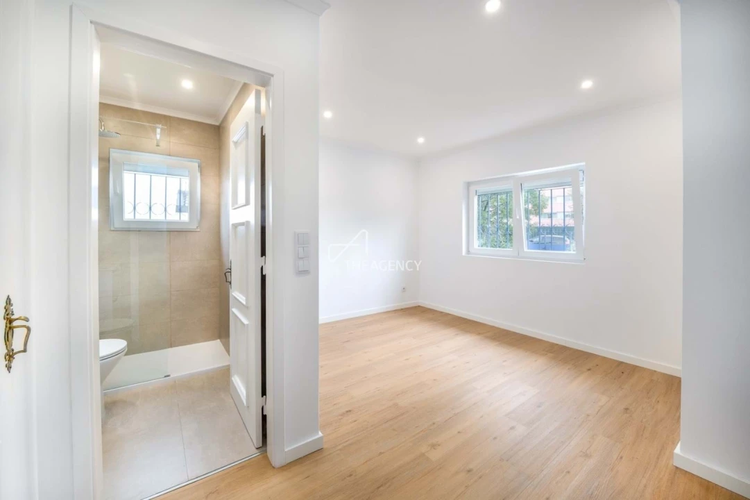 Moradia T3 para Arrendamento em Alcabideche Foto 18