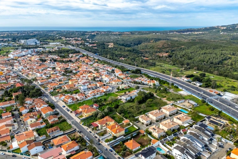 Moradia T3 para Arrendamento em Alcabideche Foto 4