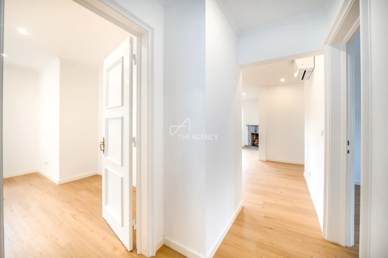 Moradia T3 para Arrendamento em Alcabideche Foto 28