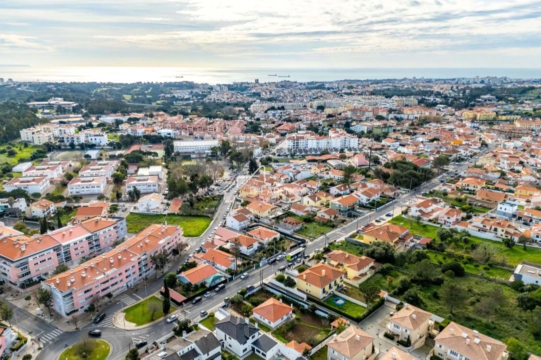 Moradia T3 para Arrendamento em Alcabideche Foto 6