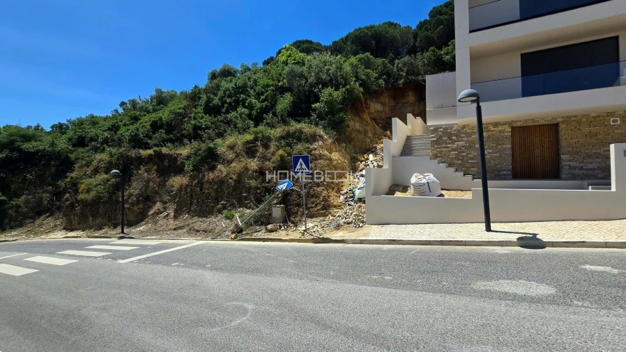 Terreno para Venda em Agualva e Mira-Sintra Foto 2