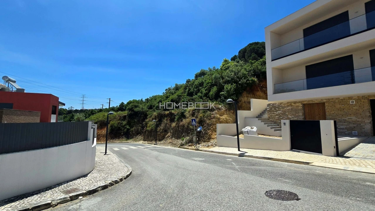 Terreno para Venda em Agualva e Mira-Sintra Foto 6