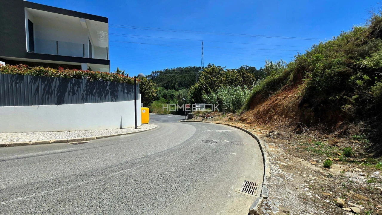 Terreno para Venda em Agualva e Mira-Sintra Foto 8