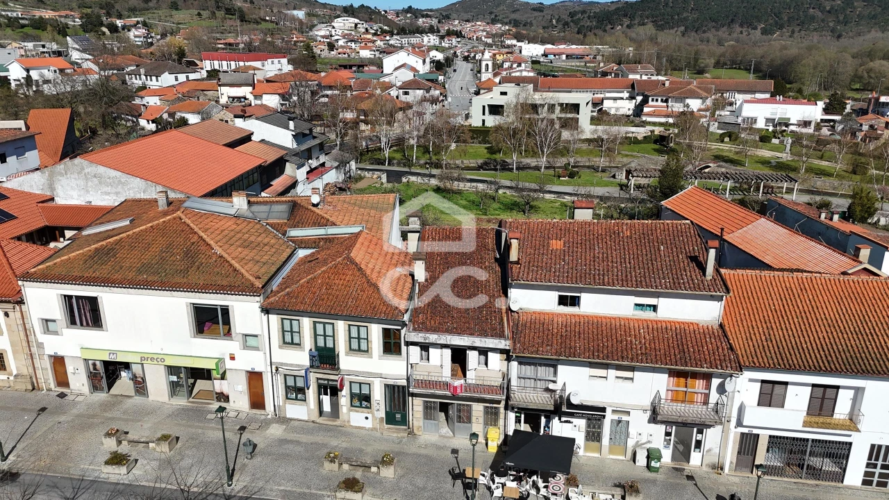 Moradia T2 para Venda em Boticas e Granja Foto 1