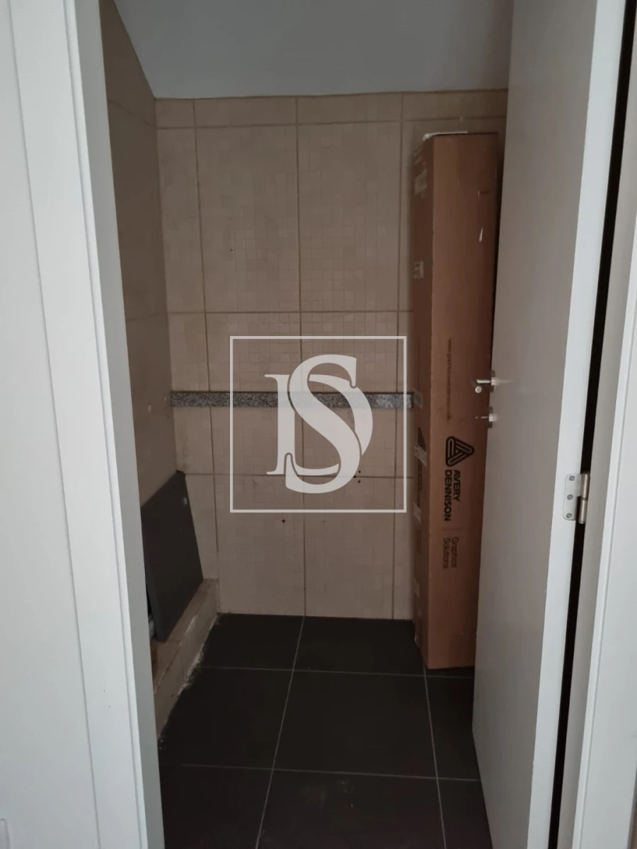 Negócio para Arrendamento em Abade de Neiva