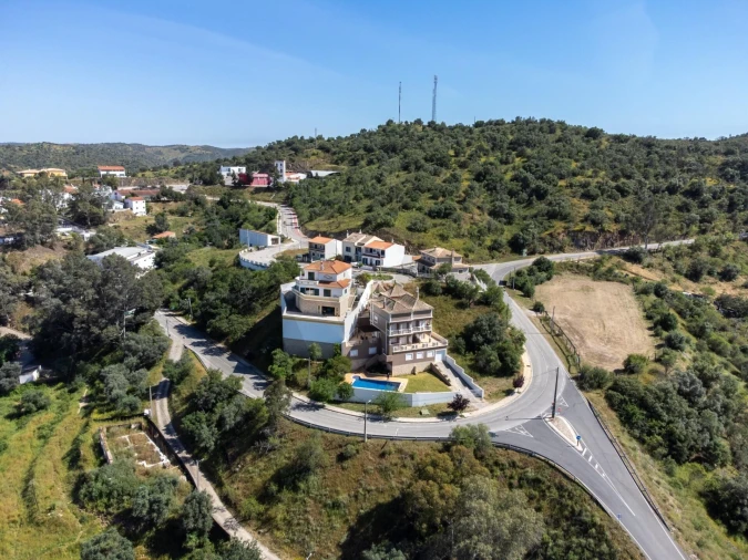 Moradia T4 para Venda em Alcoutim e Pereiro