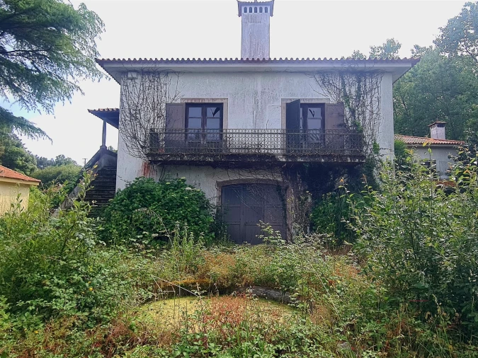 Moradia T5 para Venda em São Paio de Oleiros Foto 1