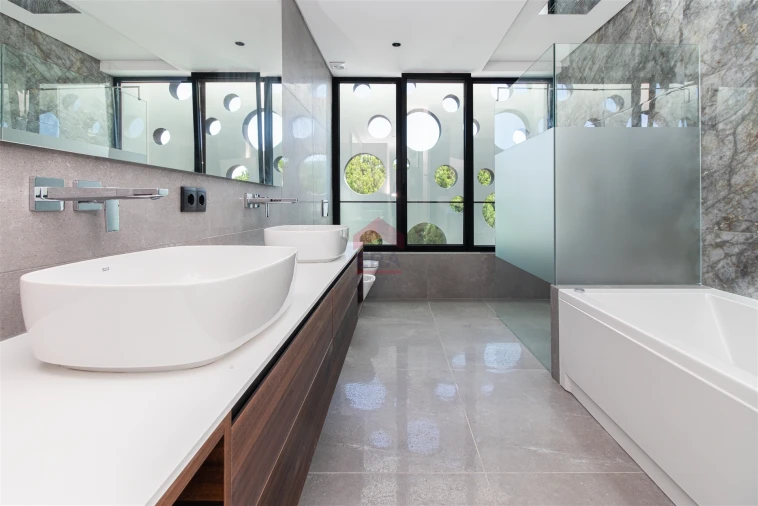 Moradia T0 para Venda em Quarteira Foto 27