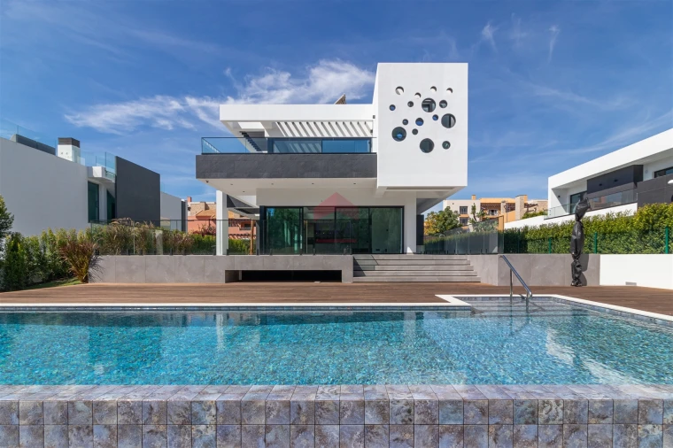 Moradia T0 para Venda em Quarteira Foto 2