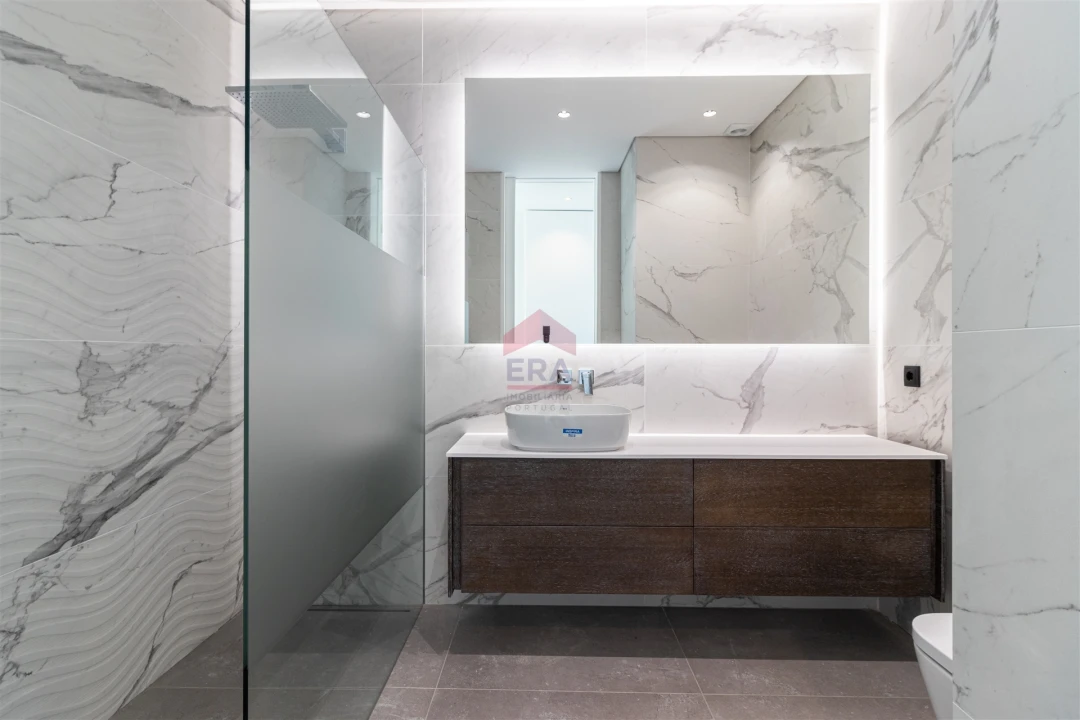 Moradia T0 para Venda em Quarteira Foto 14