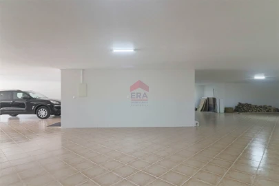 Moradia T0 para Venda em Loule (São Clemente)