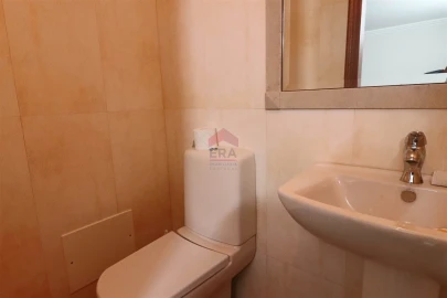 Moradia T0 para Venda em Loule (São Clemente)