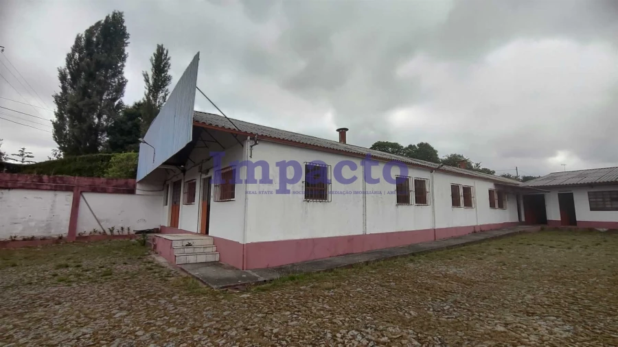 Armazém para Venda em O. Azeméis, Riba-Ul, Ul, Macinhata Seixa, Madail Foto 3