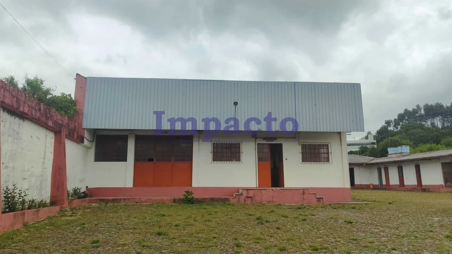 Armazém para Venda em O. Azeméis, Riba-Ul, Ul, Macinhata Seixa, Madail