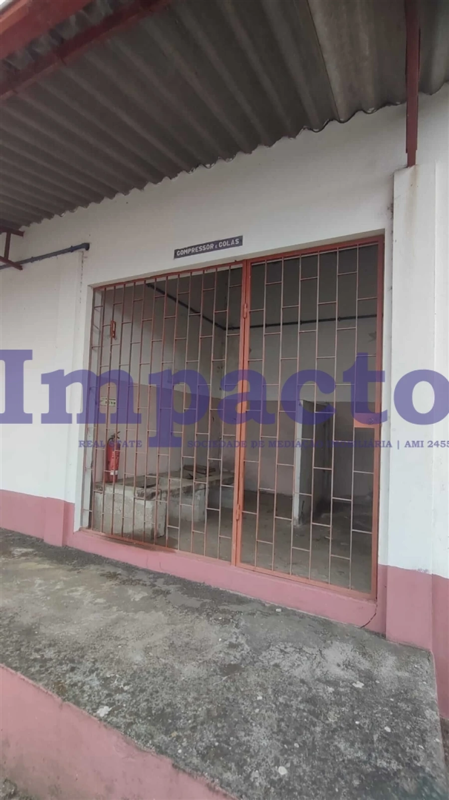 Armazém para Venda em O. Azeméis, Riba-Ul, Ul, Macinhata Seixa, Madail Foto 9