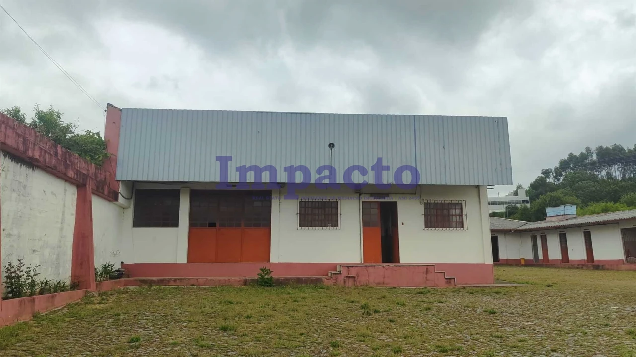 Armazém para Venda em O. Azeméis, Riba-Ul, Ul, Macinhata Seixa, Madail Foto 1