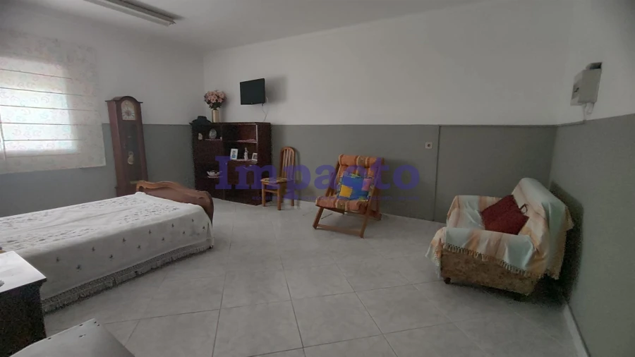 Moradia T3 para Venda em São Roque Foto 21