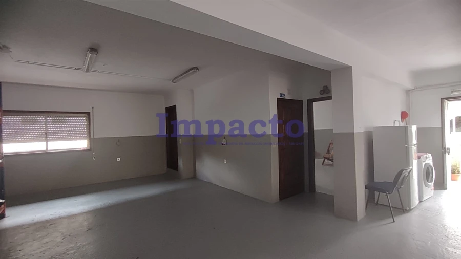 Moradia T3 para Venda em São Roque Foto 20