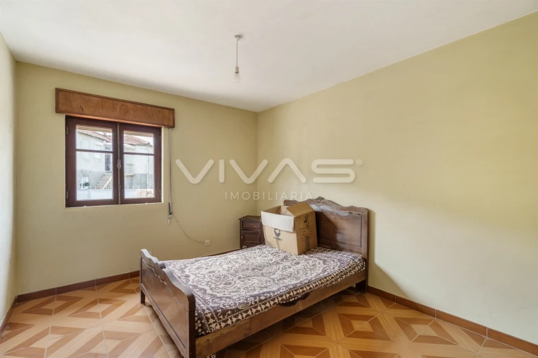 Moradia T4 para Venda em Escariz (São Mamede) e Escariz (São Martinho) Foto 10