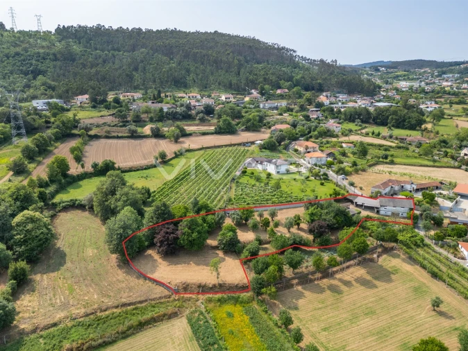 Moradia T4 para Venda em Escariz (São Mamede) e Escariz (São Martinho) Foto 31