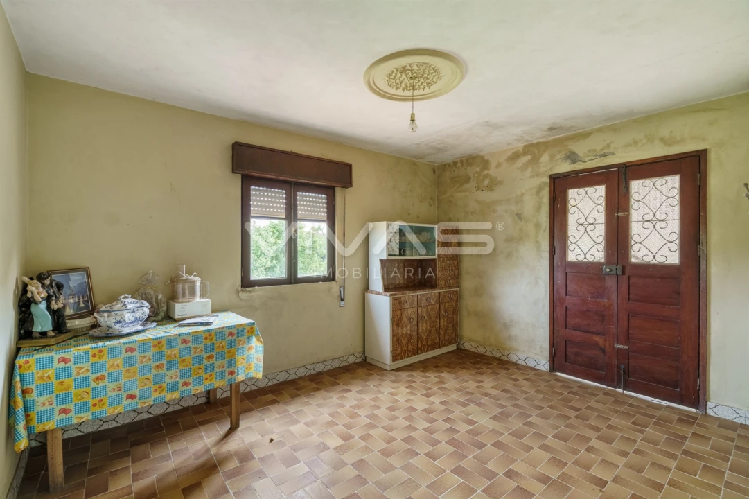 Moradia T4 para Venda em Escariz (São Mamede) e Escariz (São Martinho) Foto 7