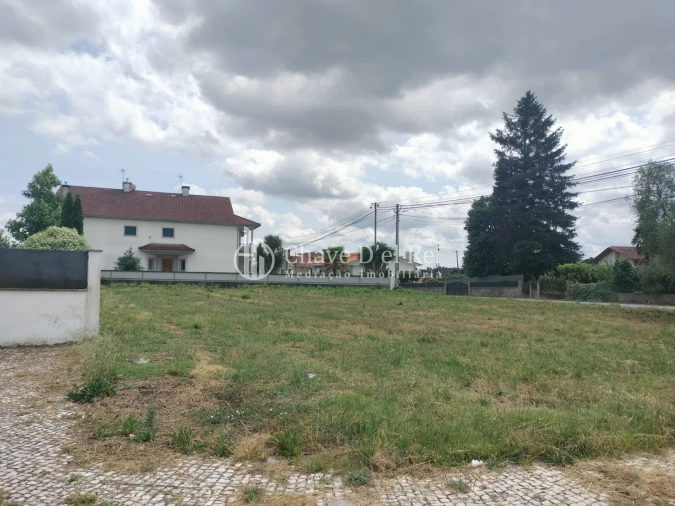Terreno para Venda em Fragosela Foto 2