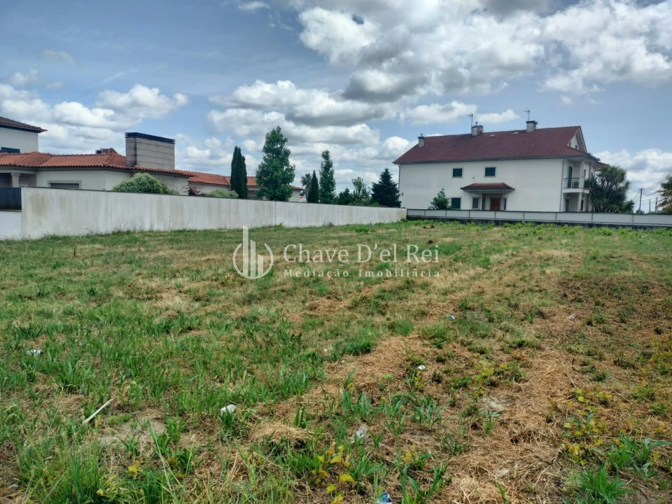 Terreno para Venda em Fragosela Foto 3