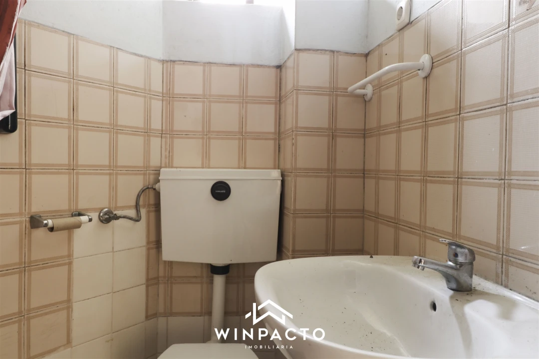 Moradia T3 para Venda em Vilar Seco Foto 9