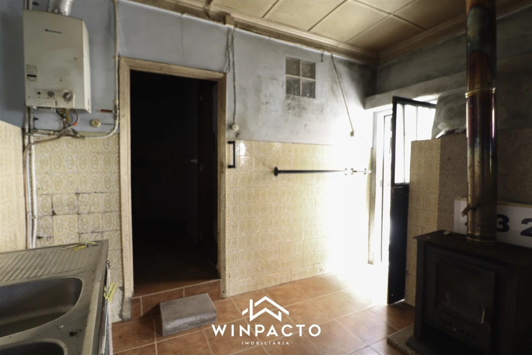 Moradia T3 para Venda em Vilar Seco Foto 18